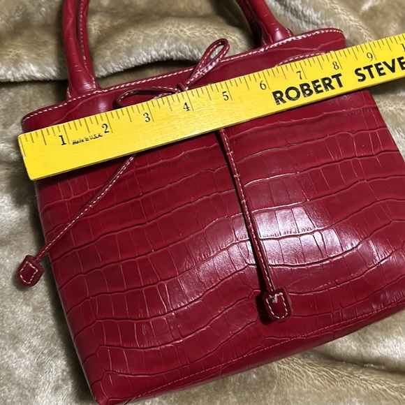 Womens Amanda Smith "Ruby Red" Faux Leather Handbag - Picture 13 of 16